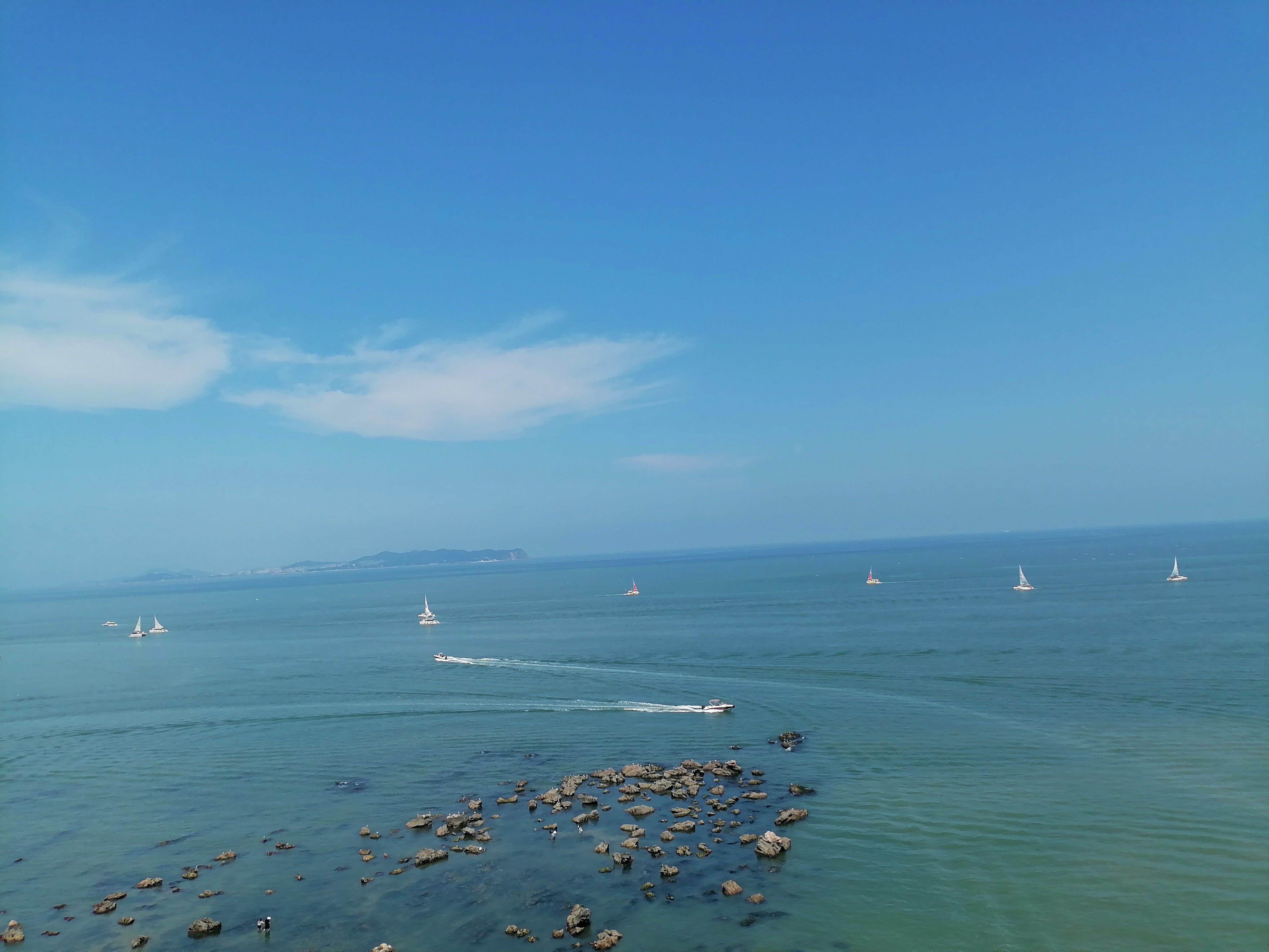 蓝天与海.jpg